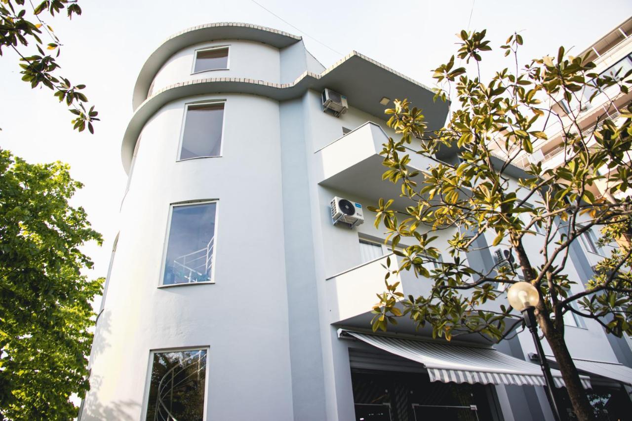 Hotel Blini Shkodër Екстериор снимка