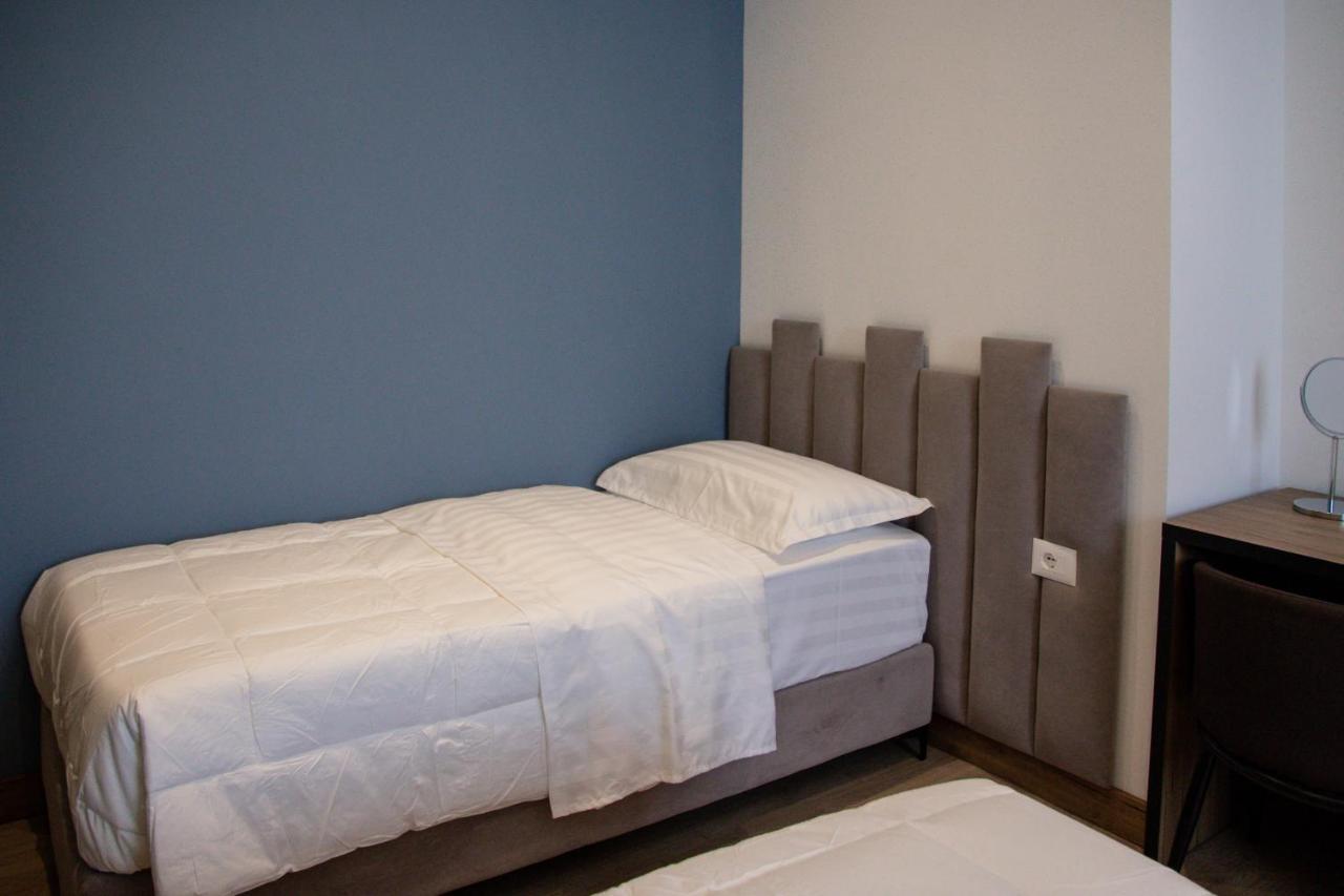 Hotel Blini Shkodër Екстериор снимка
