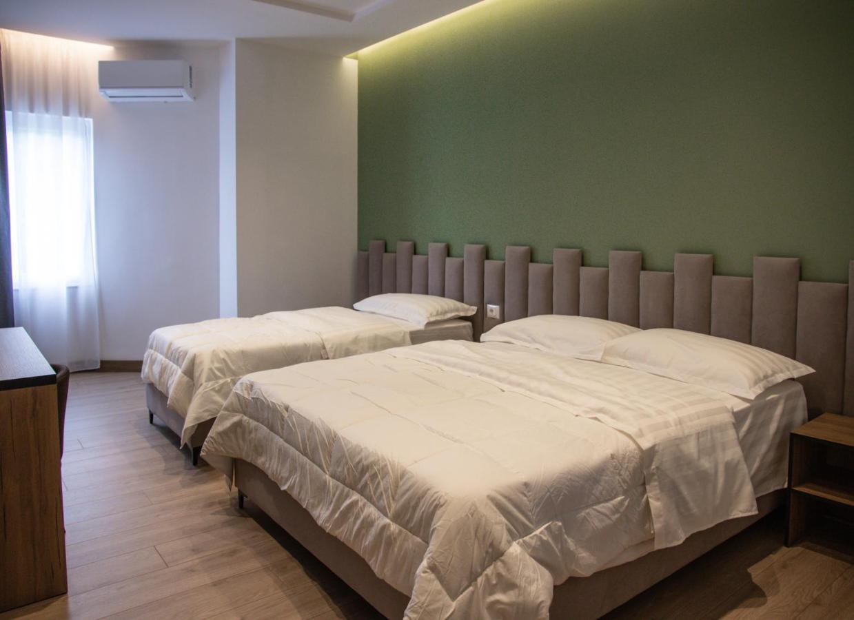 Hotel Blini Shkodër Екстериор снимка