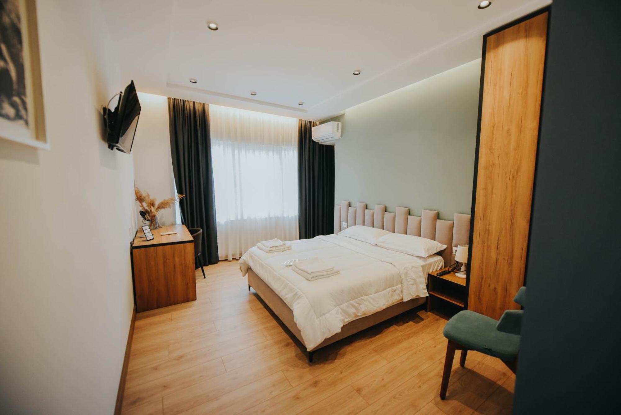 Hotel Blini Shkodër Екстериор снимка