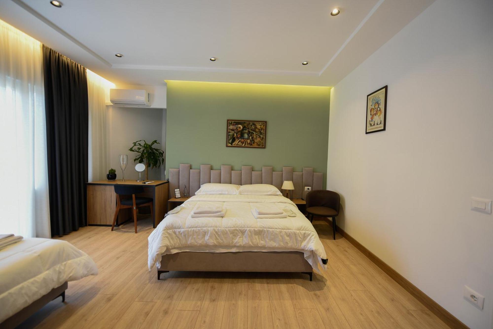 Hotel Blini Shkodër Екстериор снимка